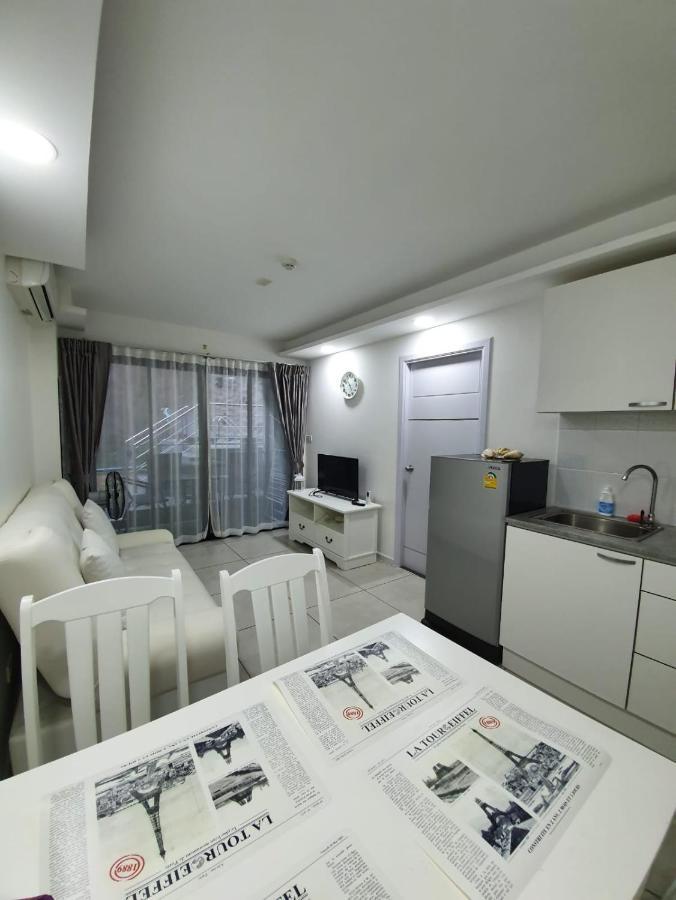 Двух-Комнатная Квартира В Кондоминимуме "Tropikal Garden" Pattaya Exterior foto