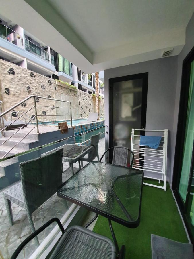 Двух-Комнатная Квартира В Кондоминимуме "Tropikal Garden" Pattaya Exterior foto