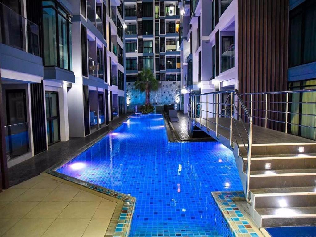 Двух-Комнатная Квартира В Кондоминимуме "Tropikal Garden" Pattaya Exterior foto