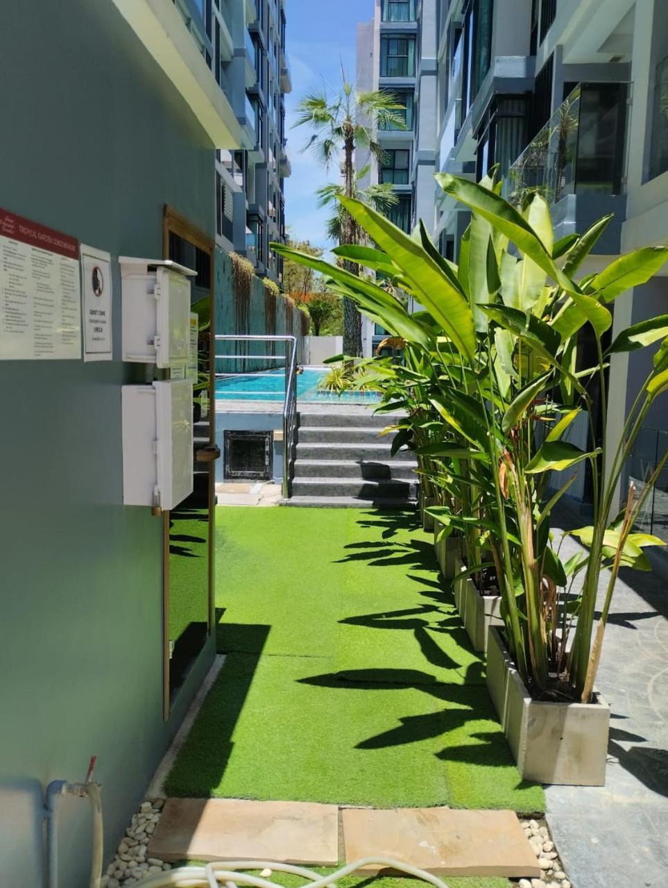 Двух-Комнатная Квартира В Кондоминимуме "Tropikal Garden" Pattaya Exterior foto